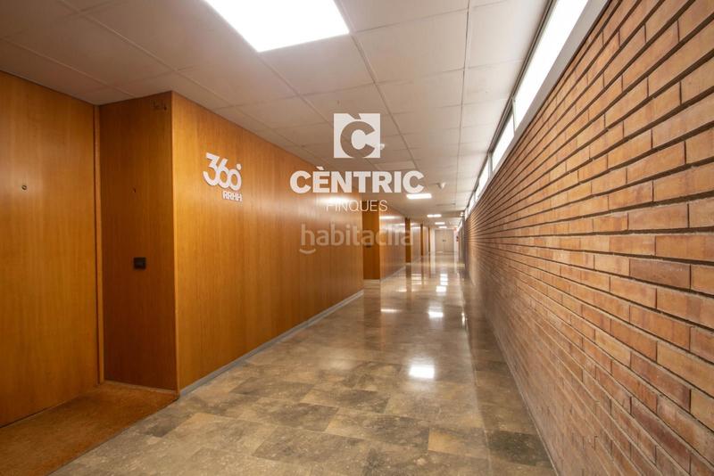 Foto 32f09d55-faba-4b38-b745-a6ceee32b747. Miete büro in San Pere Terrassa