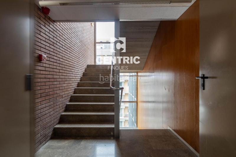 Foto 13f3820f-5908-4534-a615-dbc7082d7446. Location bureau dans San Pere Terrassa