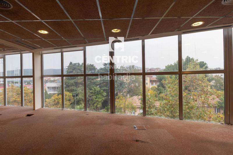 Foto 5f2f23f8-e3d6-4379-81f1-0c7a97dc68cc. Rent office space in San Pere Terrassa