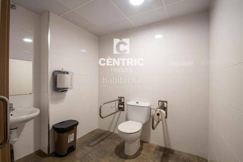 Foto 5c455e72-7782-4286-8a5a-1864ea23048e. Location bureau dans San Pere Terrassa