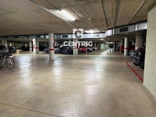 Parking coche en Cementiri Vell