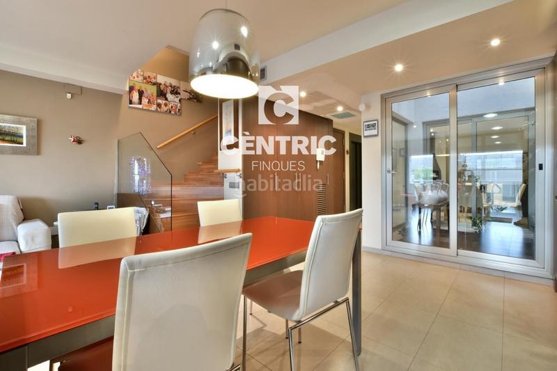 Foto 3496108b-8296-49ac-b835-8f7f0c8d7d77. Reihenhaus in Sant Pere Nord Terrassa