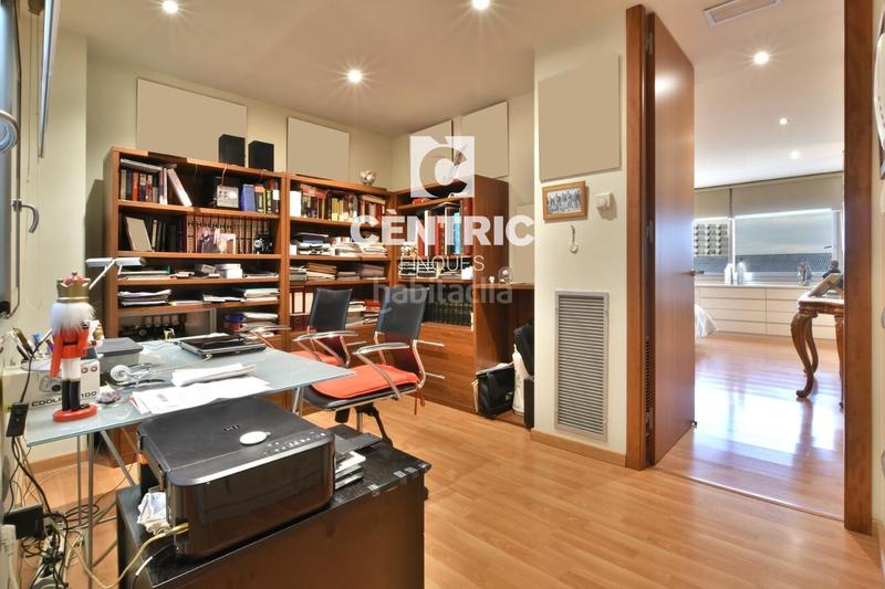 Foto a4841f8d-586a-464a-908f-caf04c551377. Reihenhaus in Sant Pere Nord Terrassa