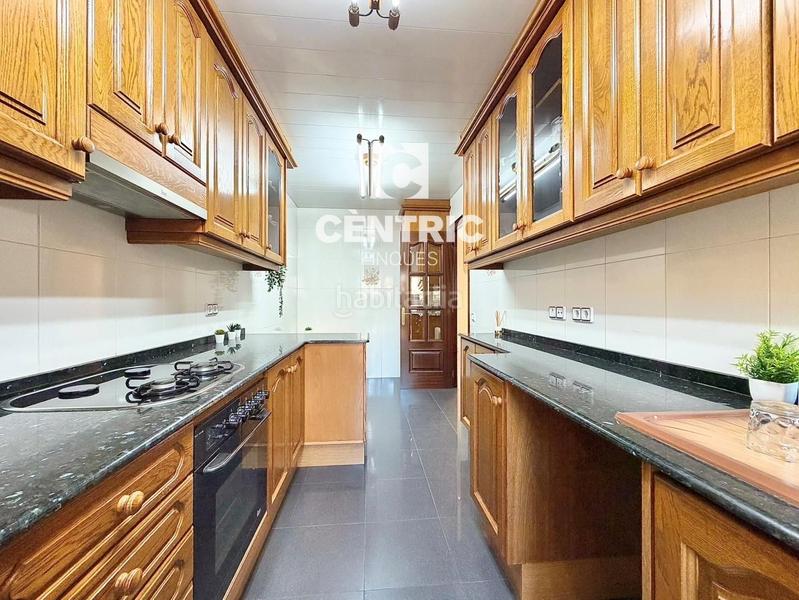 Foto 4c923f09-b09f-45d2-87a1-7e096ffa0e86. Maison jumelée dans Centre Sant Quirze del Vallès