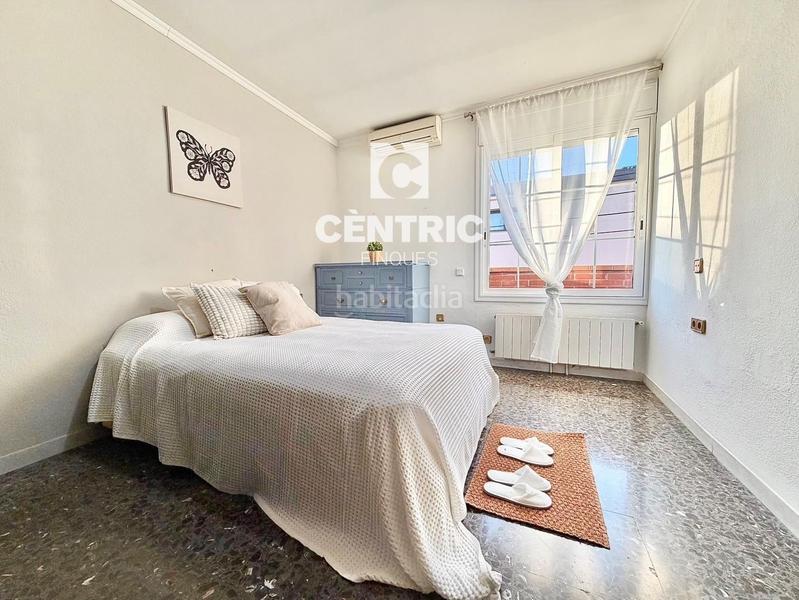 Foto 9e3f98df-277d-4457-bd46-42268b9a1b47. Maison jumelée dans Centre Sant Quirze del Vallès