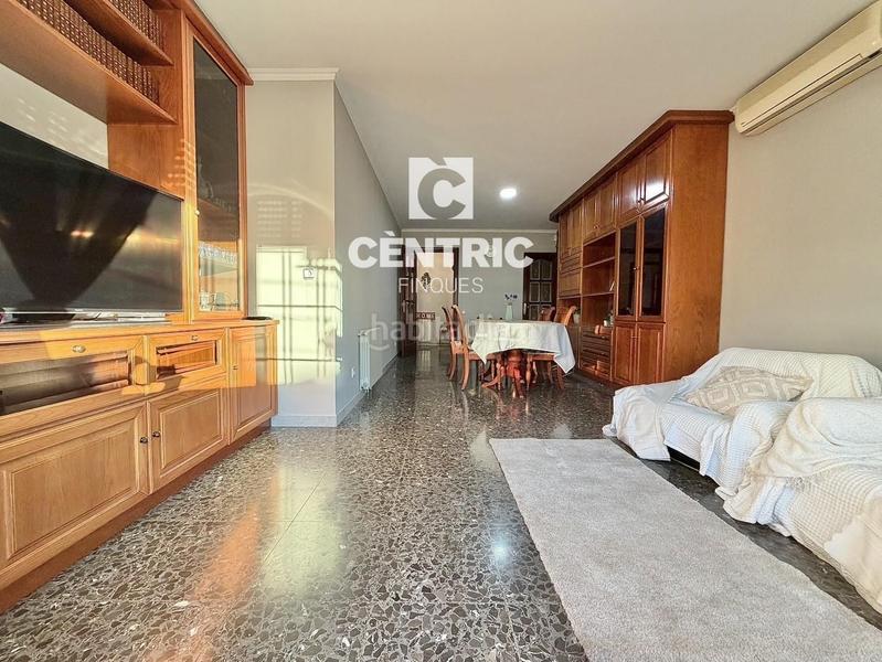 Foto ee7cb577-2613-471a-859c-bc7c85fa8222. Maison jumelée dans Centre Sant Quirze del Vallès