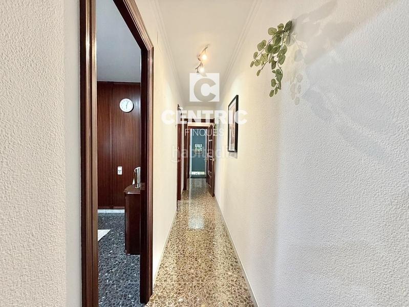 Foto f96080f5-f203-4d3d-a8d8-e16c3ecfdd4c. Maison jumelée dans Centre Sant Quirze del Vallès