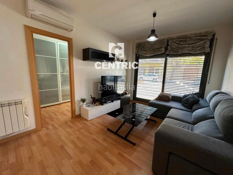 Foto d7715e48-1a97-4482-8bb7-757ac0bc2882. Rent flat with heating in Poble Nou Sabadell
