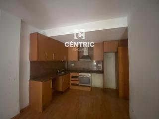 Dachwohnung in La Cogullada. Acogedor piso situado en una primera planta con ascensor, que de