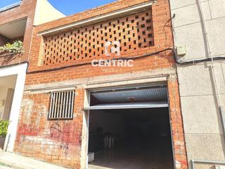 Finca rústica a Les Arenes - La Grípia - Can Montllor. Solar urbano edificable