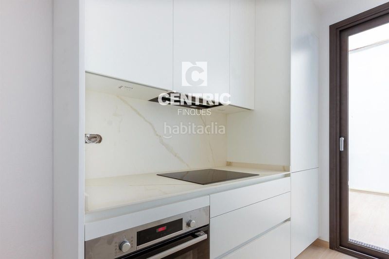Foto 5102705f-4c0b-4fb3-8dd9-09fd5e6d5ed2. Casa adossada a Barri del Centre Terrassa