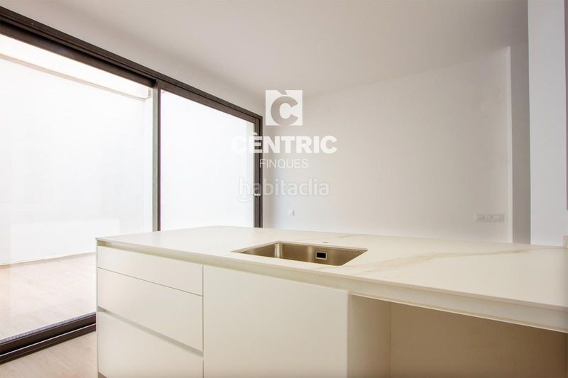 Foto ba7c0871-8423-4564-ba2c-9e6eb8dd7def. Casa adossada a Barri del Centre Terrassa