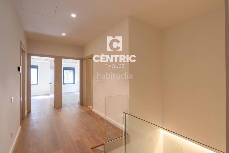 Foto c4ae2061-36ec-4d96-a6fa-2abf0cb33fa0. Casa amb calefacció aparcament a Barri del Centre Terrassa