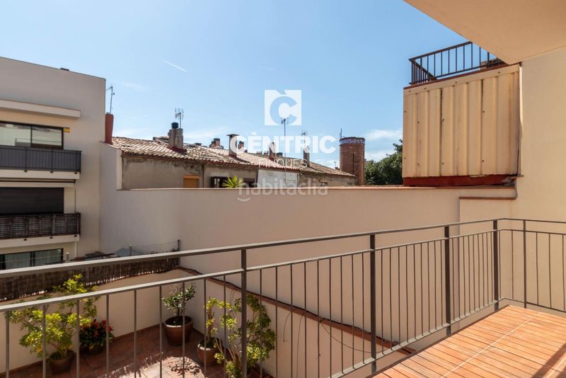 Foto 34655c61-28be-4a50-b6fc-c83d3e49aba1. Casa adossada amb calefacció a Centre Sabadell