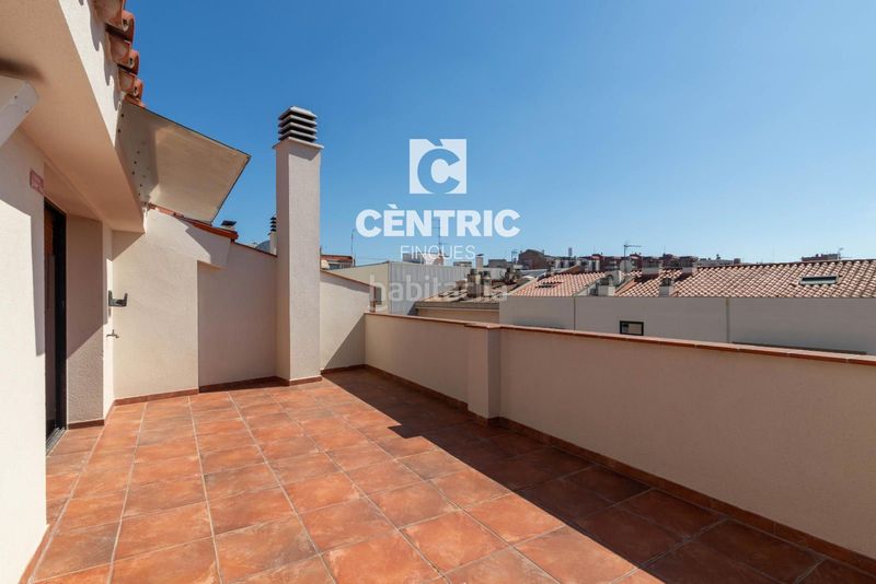 Foto 798f7aa6-b7a6-4357-b8b2-e010a5eb8659. Casa adossada amb calefacció a Centre Sabadell