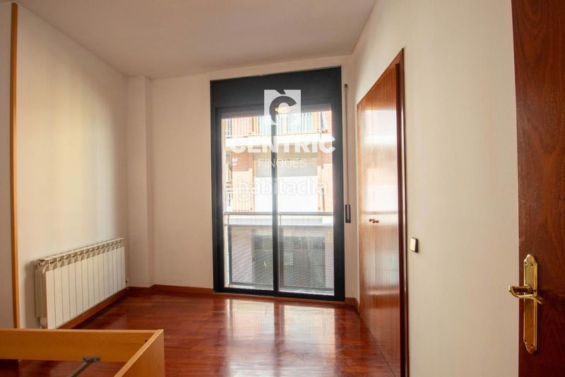 Foto af88d409-fcaf-45d5-924b-06e4a6e58a6e. Casa adossada amb calefacció a Centre Sabadell