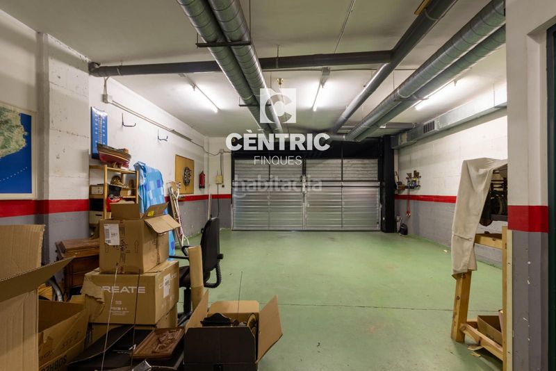 Foto ca5a3fd9-25cb-4029-a8a3-9de1dd14289e. Casa adossada amb calefacció a Centre Sabadell