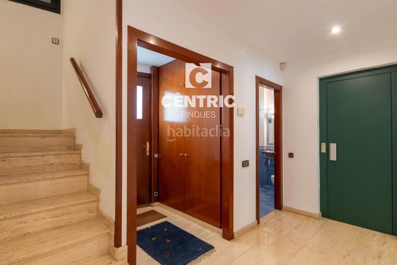 Foto faad898d-27eb-4224-93b9-7ff2c81a823e. Casa adossada amb calefacció a Centre Sabadell