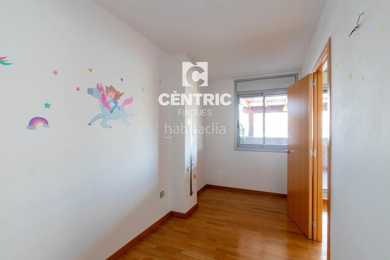 Foto 96e1c495-f525-4e40-a5fc-0e9ce924868f. Dúplex amb calefacció aparcament a San Pere Terrassa