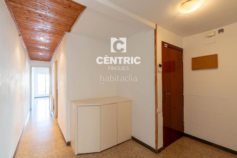 Foto 56cd1ff7-fc38-4d3d-9fee-16886c569199. Àtic amb calefacció a Ca n'Aurell Terrassa