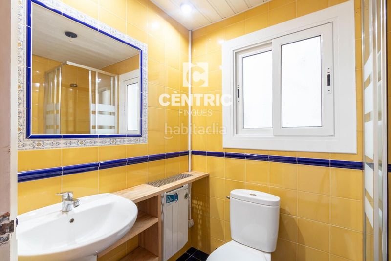 Foto ac210132-1513-4552-bd8f-7158d286ce26. Àtic amb calefacció a Ca n'Aurell Terrassa