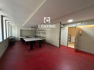 Location Bureau à Barri del Centre. Espectacular oficina en alquiler en pleno centro de terrassa, ub