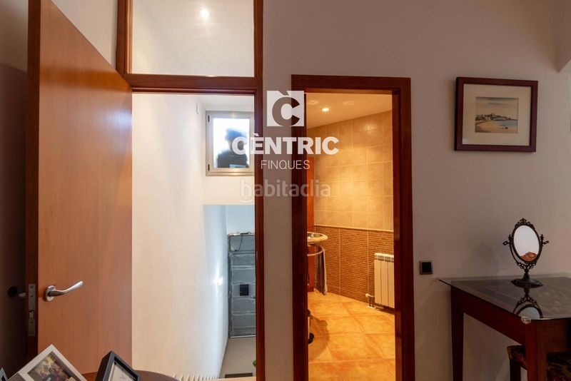Foto a2463054-1f8e-410b-a9c8-790078772797. Casa adossada amb calefacció aparcament a Ullastrell