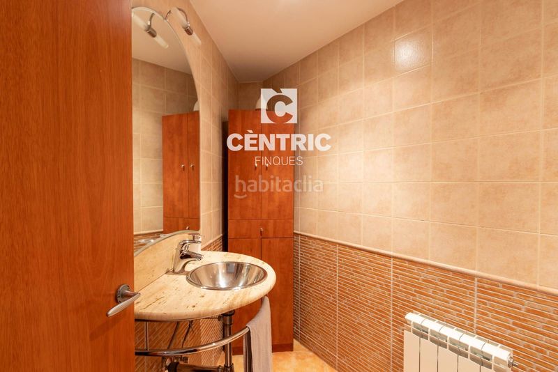 Foto dcf28849-0b4d-4375-a102-7881c3e85e3b. Casa adossada amb calefacció aparcament a Ullastrell