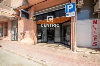 Alquiler Local Comercial en Sol i Padrís - Sant Oleguer. Local comercial en alquiler situado en el barrio de covadonga, e