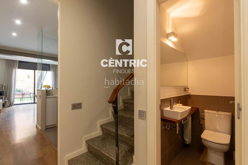 Foto 7e9a9520-43d7-4337-9e6f-00a2d607d6b2. Casa amb calefacció aparcament a Ca n'Aurell Terrassa