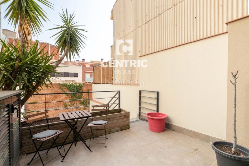 Foto e59c0462-749f-4826-be89-14c357bc28aa. Casa amb calefacció aparcament a Ca n'Aurell Terrassa