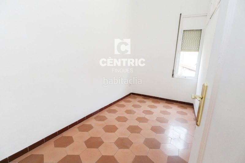 Foto 0b534232-4511-4dd1-ae12-18942a6755c4. Rent flat with heating in Barri del Centre Terrassa