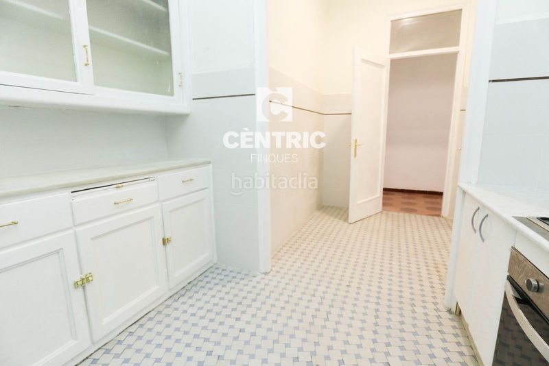 Foto 3598cbc3-bd93-4dd6-ac0f-a774b474b7a9. Rent flat with heating in Barri del Centre Terrassa