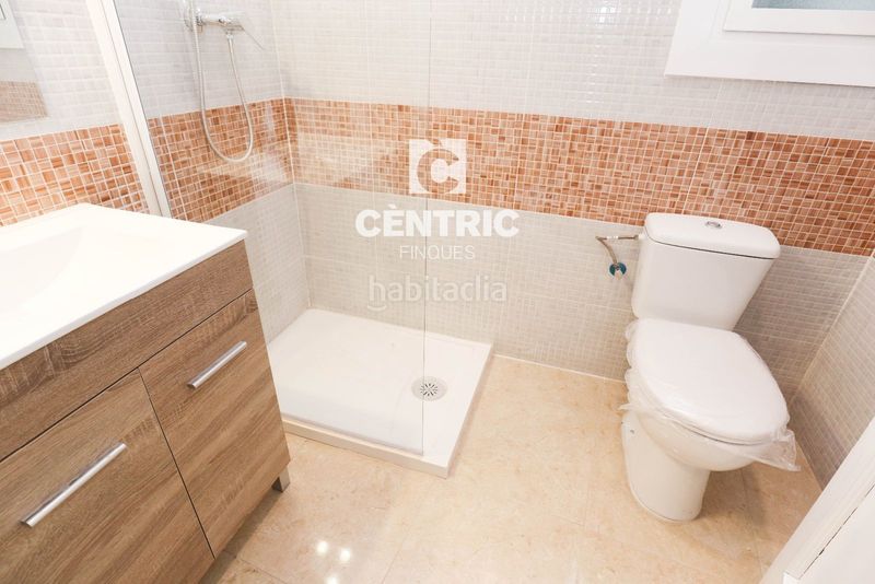 Foto 3dadc0d3-4c54-4bf6-b872-9ab7da403bfc. Rent flat with heating in Barri del Centre Terrassa