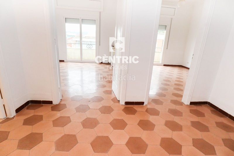 Foto 6b0f94aa-226f-4774-9225-6b63c81fed9b. Rent flat with heating in Barri del Centre Terrassa