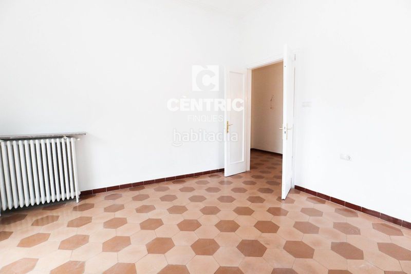 Foto d33e7113-84e7-4ac8-9089-ae340af0d6f4. Rent flat with heating in Barri del Centre Terrassa