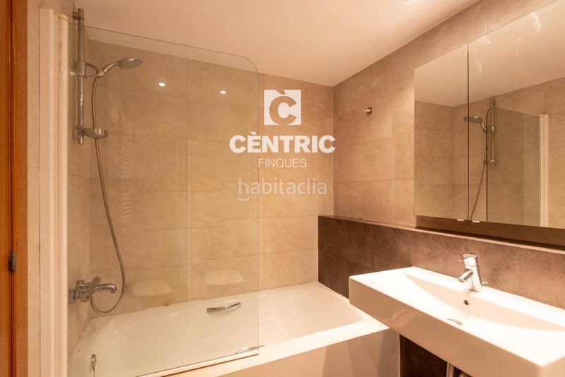 Foto fd4dbd1d-8362-4151-a183-5bfc1ec23e3f. Pis amb calefacció a Centre Sabadell