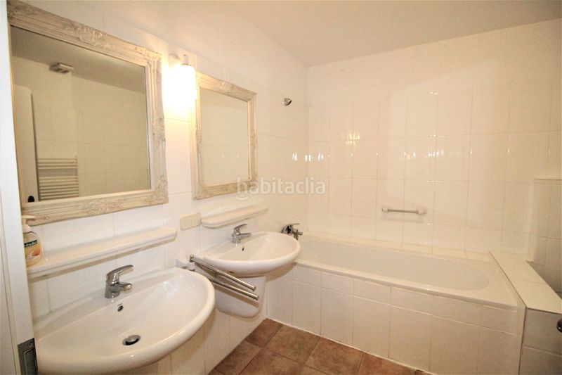 Foto 1b65e838-bd69-49b5-938b-09a43ead81be. Xalet amb xemeneia calefacció aparcament piscina a Begur