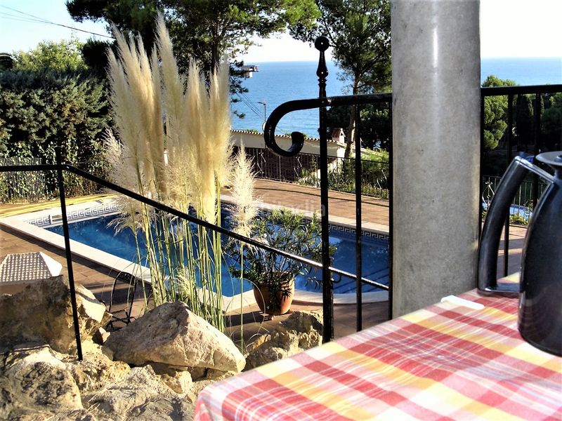 Foto 5c43a79e-a61a-49c7-ba81-ed3d3366b8d1. Xalet amb xemeneia calefacció aparcament piscina a Begur