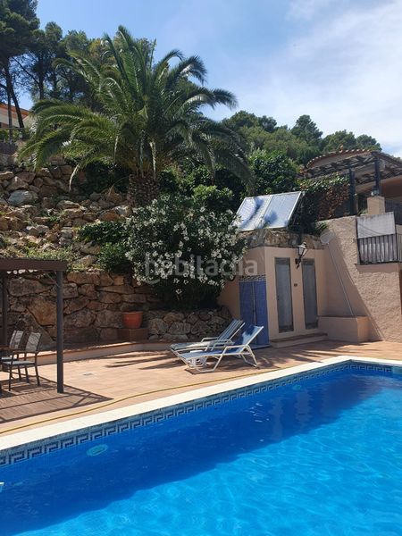 Foto 7772c242-3d34-4df8-b9dc-2901fcd1a696. Xalet amb xemeneia calefacció aparcament piscina a Begur