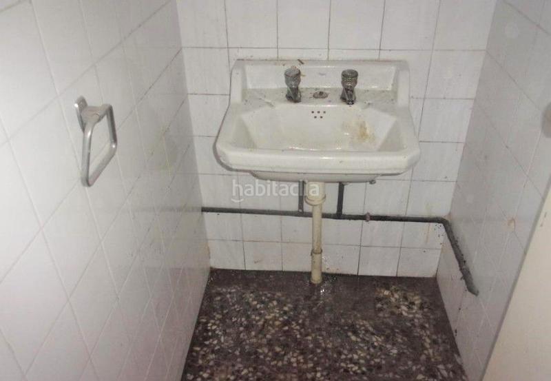 Foto a6b38e76-fdee-44f4-ba04-d7ea02aa724c. Geschäftsraum in Llombai Burriana