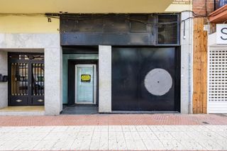 Alquiler Local Comercial en Avenida de castellón 62. Local comercial