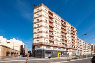 Piso  Avenida del pas valenciano. Piso con 4 habitaciones