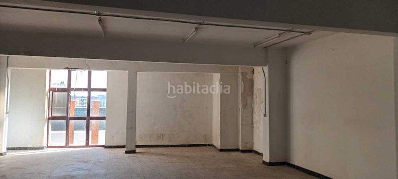 Foto cb8764b6-a876-44dc-9b6e-3f0982de08b9. Local comercial a Vall d´Uixó (la)