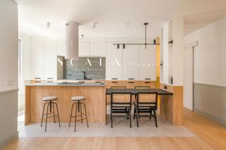 Etagenwohnung  Manuel cortina. Venta de piso exterior luminoso amueblado a estrenar en chamber