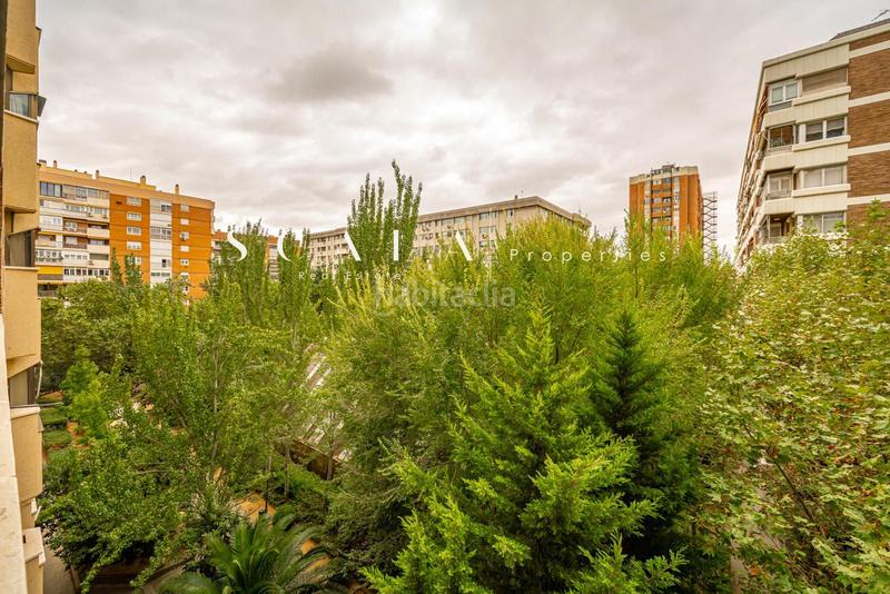 Foto 2f310e4f-85c3-4fcd-950d-d0501fd0b309. Rent flat with heating parking in Castillejos-Cuzco Madrid