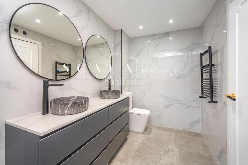 Foto 853951d8-4d75-4e6c-9080-e74495b78806. Rent flat with heating parking in Castillejos-Cuzco Madrid