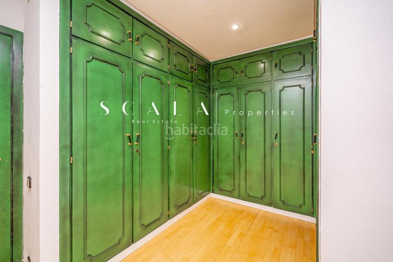 Foto d9a45d70-1e23-4a5b-a09a-45a3e957e7cc. Rent flat with heating parking in Castillejos-Cuzco Madrid