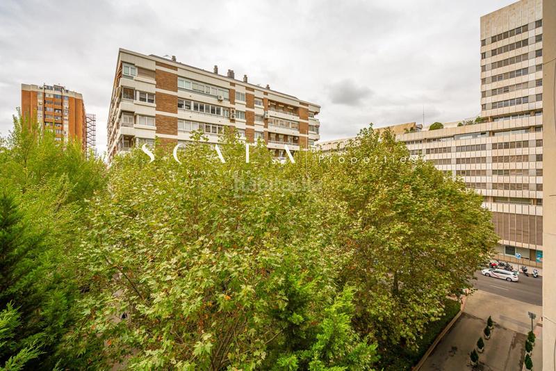 Foto f718a340-0df8-4dbf-bed3-0dd717c25fb8. Rent flat with heating parking in Castillejos-Cuzco Madrid