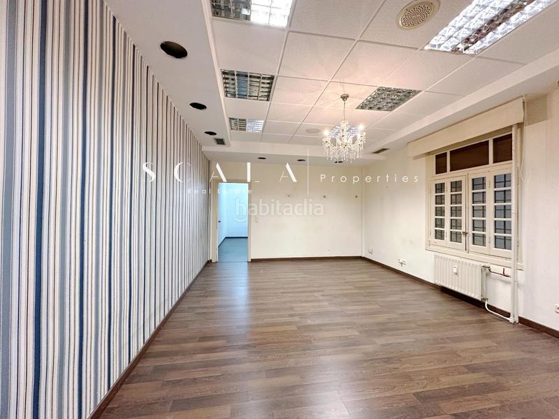 Foto 4431347f-418e-417c-bf11-f46b7cddd8d1. Miete büro mit heizung in Recoletos Madrid